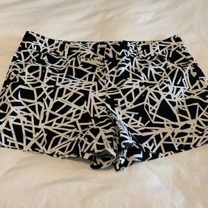 Calvin Klein Size 14 Black and White Shorts